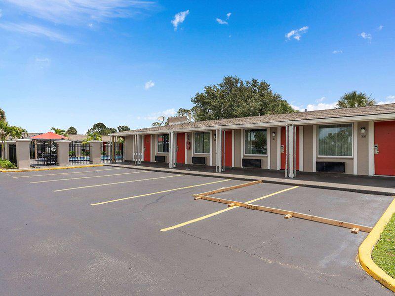 44B198599CE7E6D8C5CBF74A87E11A87