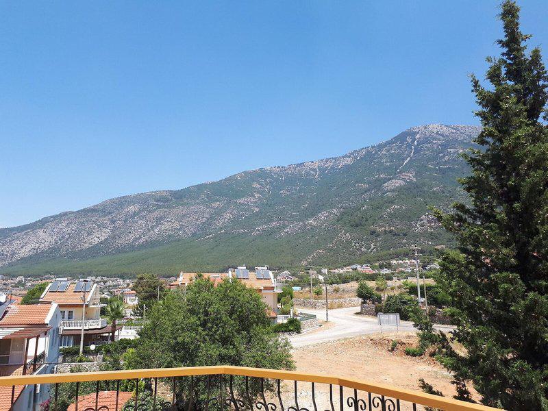 17B8A7A38AC5F2CAF895D18346375261