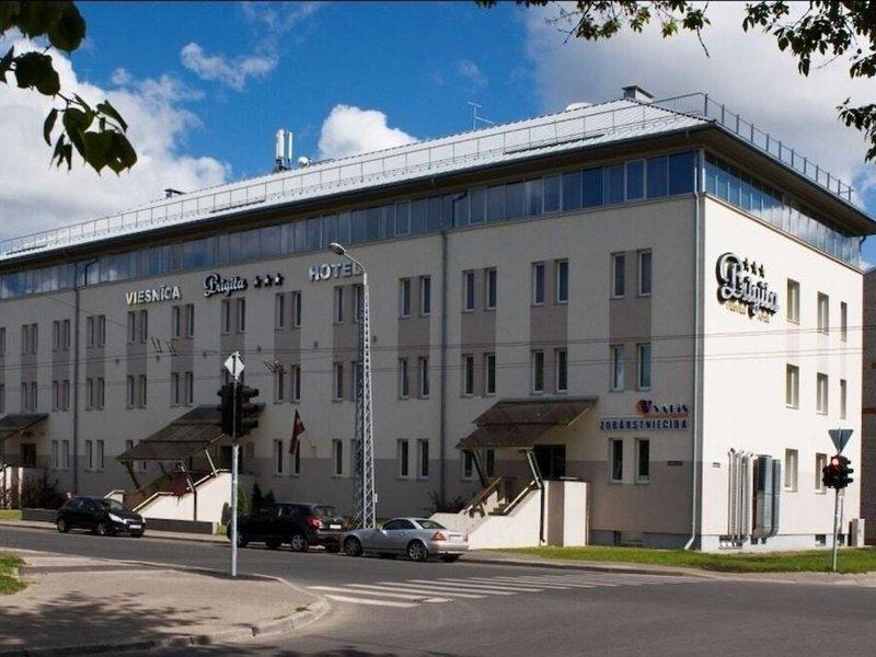 93DD40AF928DB4CC8C794C891A577E70