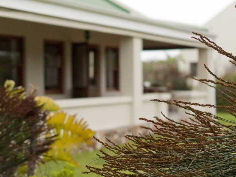 320BA35A9BABEB3955F0507DB7418DE4