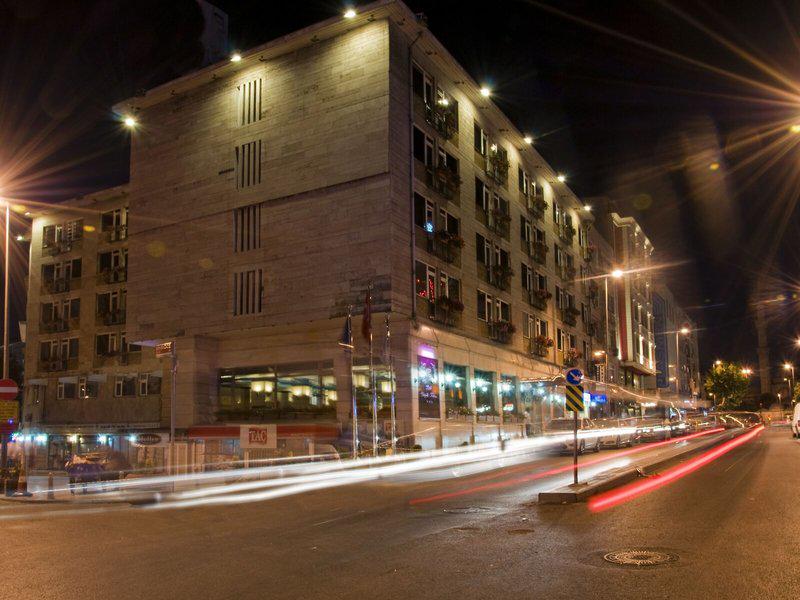 24082869D20223B677505E341612F8E2