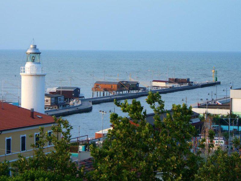 20CB3DA2E447C5CFCC7B1B01B50D07F6