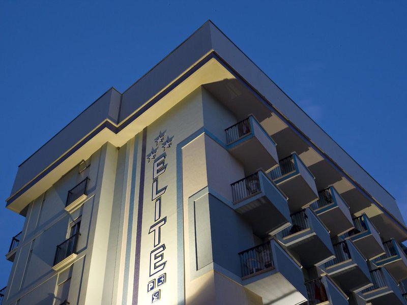 F38E4A2C32A74BD0C3A7C078F5FEE432