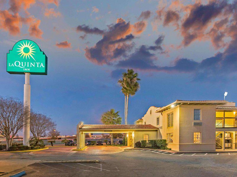 DFD52FD34F940309B94E6A90906F4661