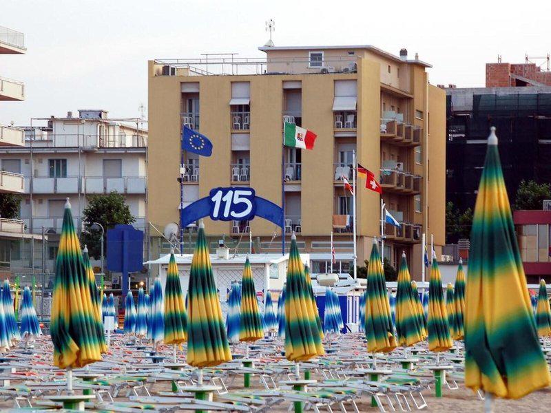 2456A159BF1ED4E964EC7A5428099739