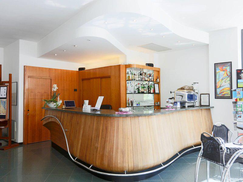 ECDA17265F9F0C70E3D61F063F76E440