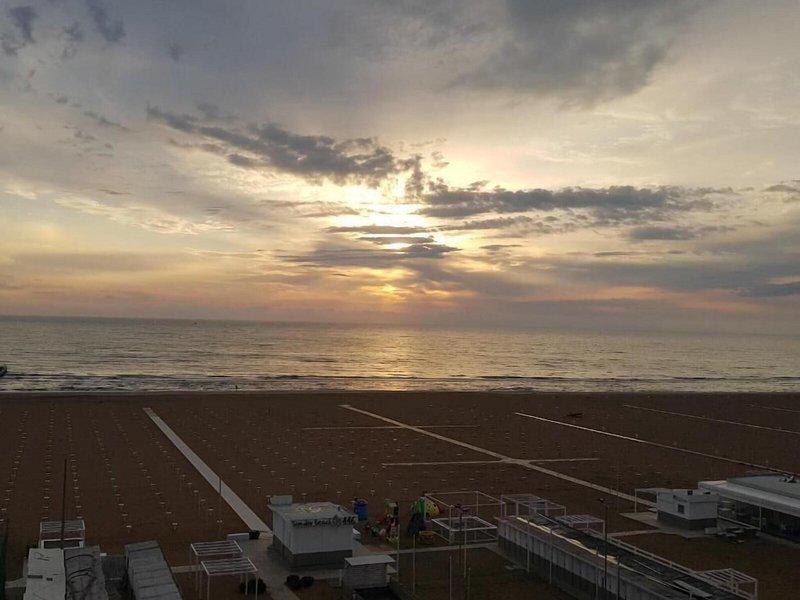 A1E574E4F4CF536958D640D64B63C622