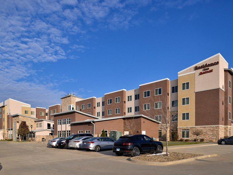 832A759ED8FB2850748C3480A3E75AE2