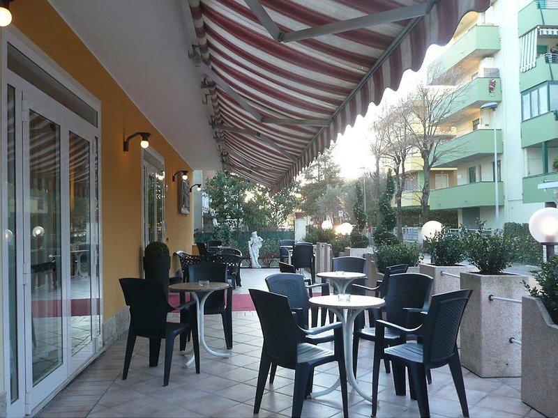 DF37B0AEE471D7CCFBA7A3BF1E7BFAA2