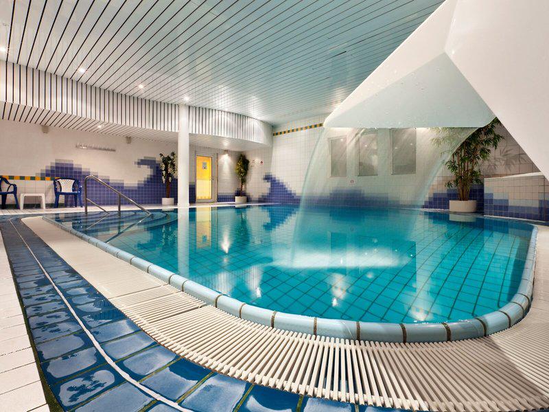 DB0540B88E6B59CE1FDB6AA2E5D93A31