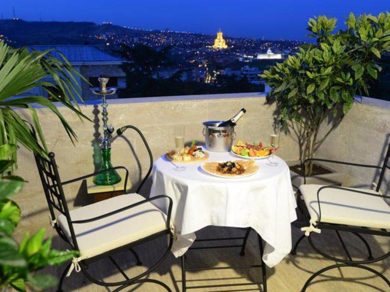 E10F4223E408914CAB4E16377D45082D