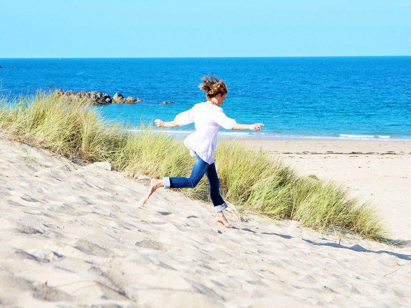 082409CFE279E8D2733DD7C085F1B6BD