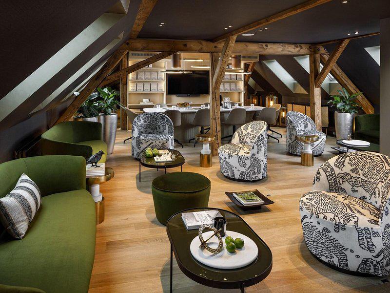 87CE575A1D2DFF2EBC298D58AE21609E