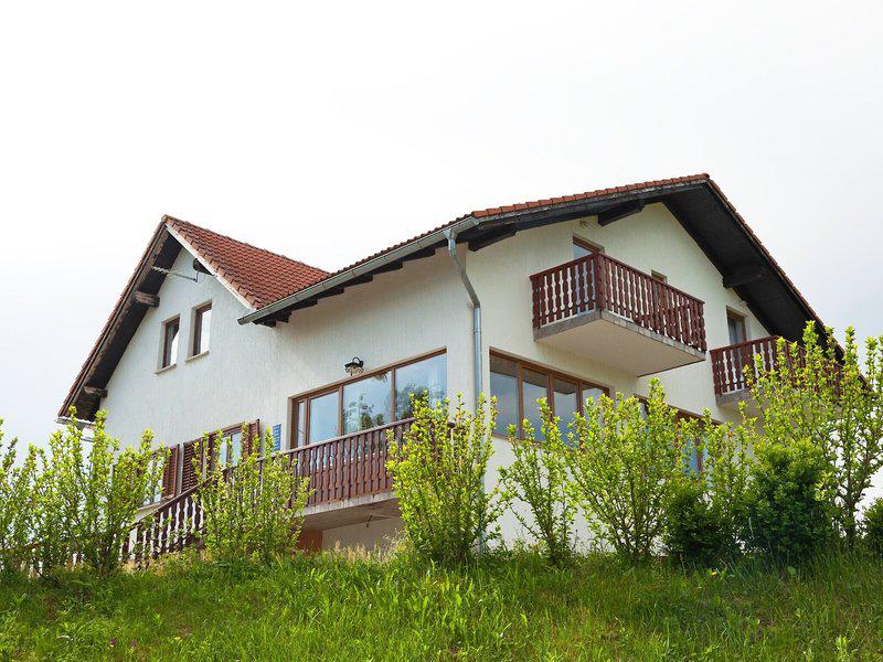 811458A04500E76506EE2CB39F85122D