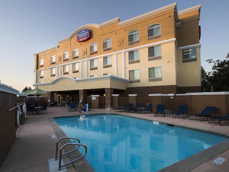 412AB74952F817C9195EA263803269D6