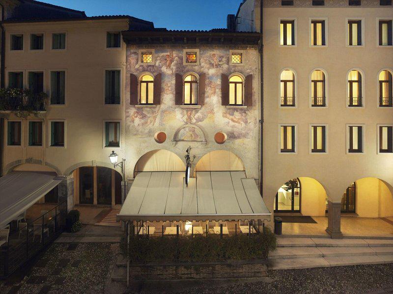 DF2E743DC3C0B777956FDC5A79A57FFB