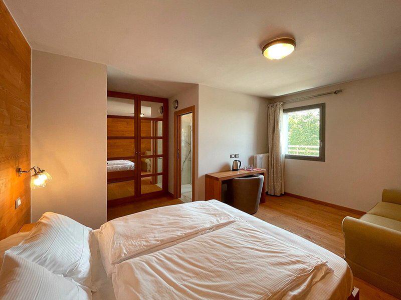 EE4E813FEDE82BBBB702914FA46E9E4A