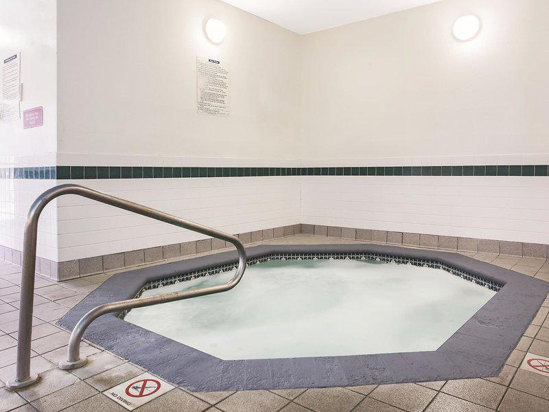 AC5B1D675DEB3FA8B73475534AE4AC32