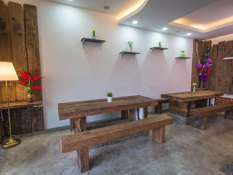 02FC7A5A8B4296257DEC677D2AF6C264