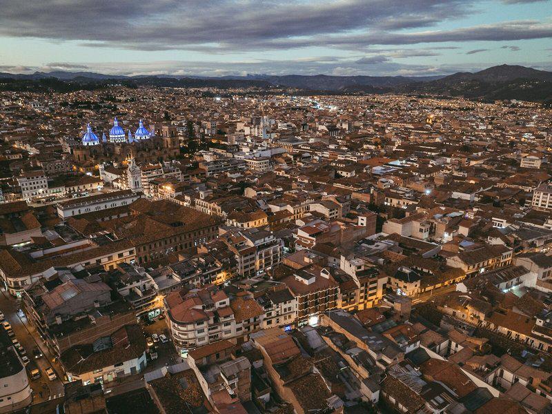 FB274EB5D19A5740E2F80CE5FE2BF007