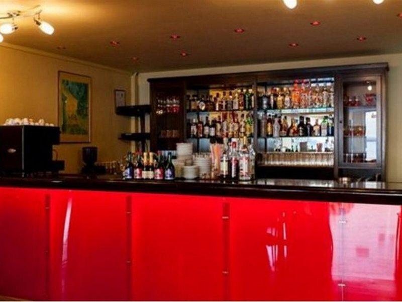 A6A0BE589806AFF2ED8133C1F78E7D2F