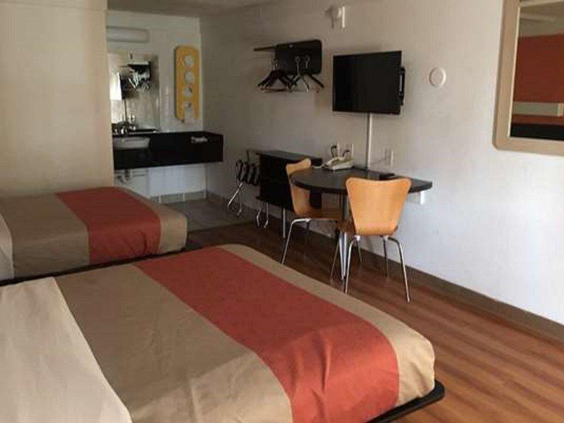 11539F3642F62FFC5BB22885BEC085F3