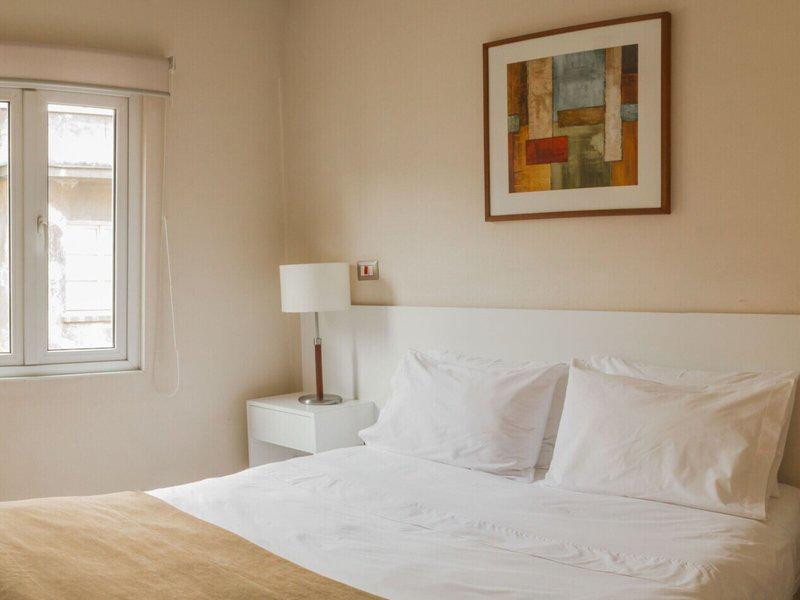 B63CC75767D58373F827DDD985984925