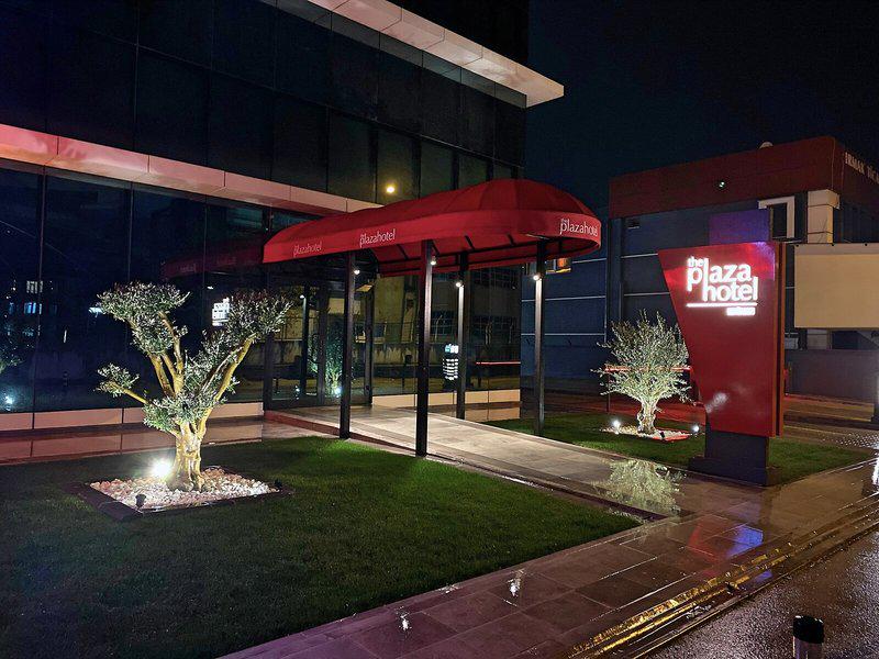 18F69AEB6598EC7F538F5C40A746F319