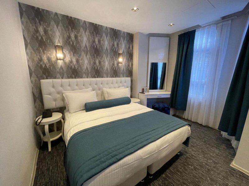 0AC8FB4090F2F458E7B642F9BFEEC89D