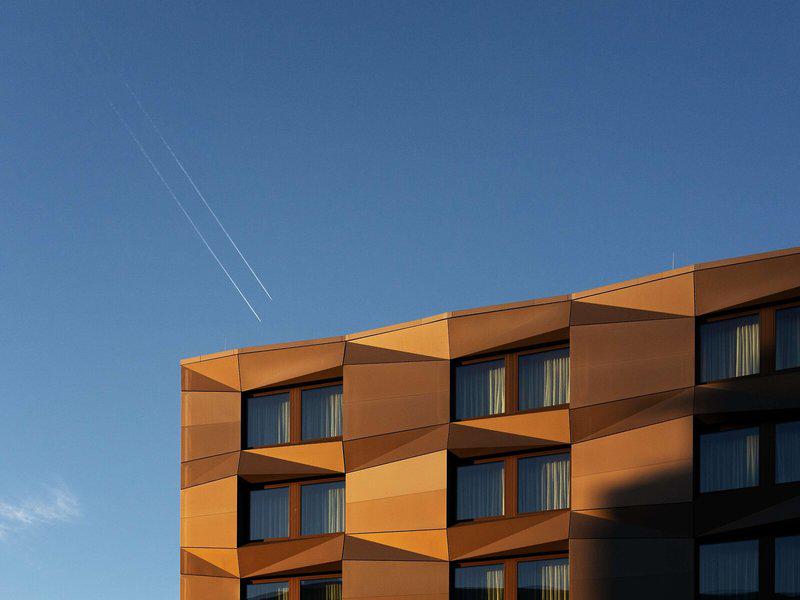 051BB7F154A85C0C9E0BE9A8282E2B62