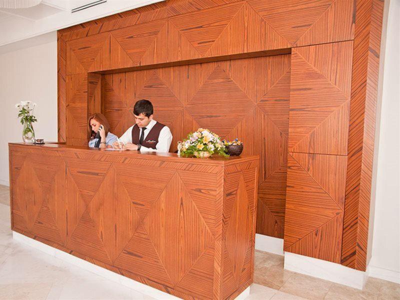 28541BDF60F8F67FB8F174BFE780B521