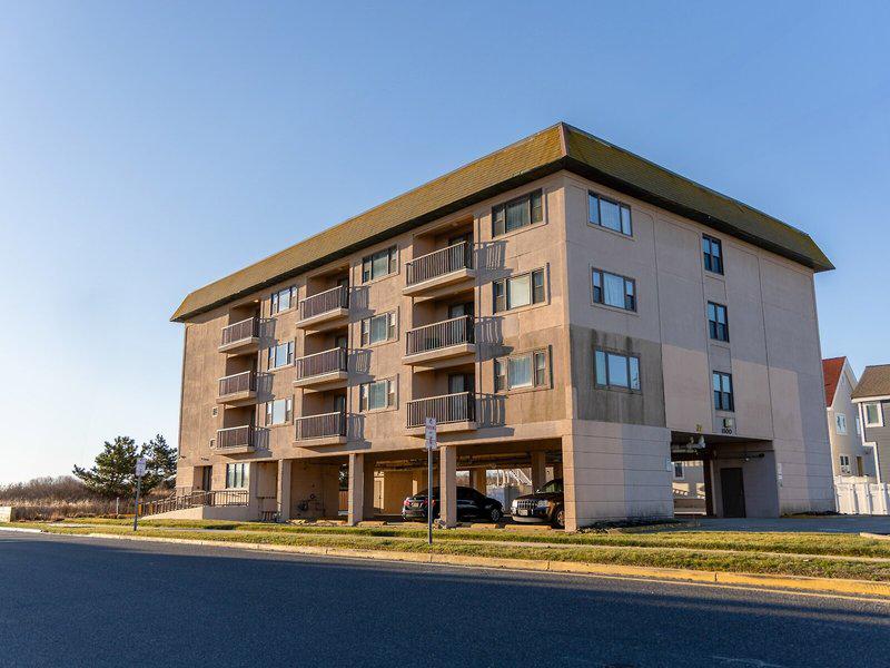 32FE6D6233855CA1852CD909C74713E9