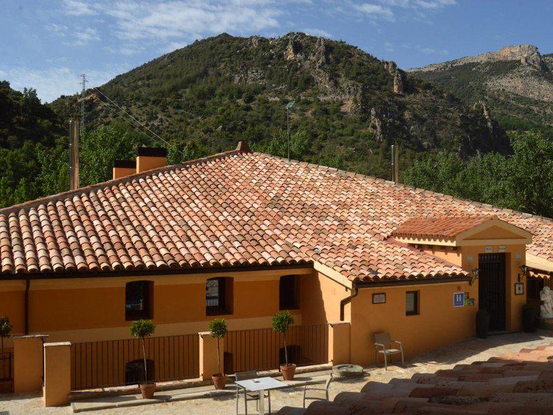 FD57D95FCDA54961132884579B94C737