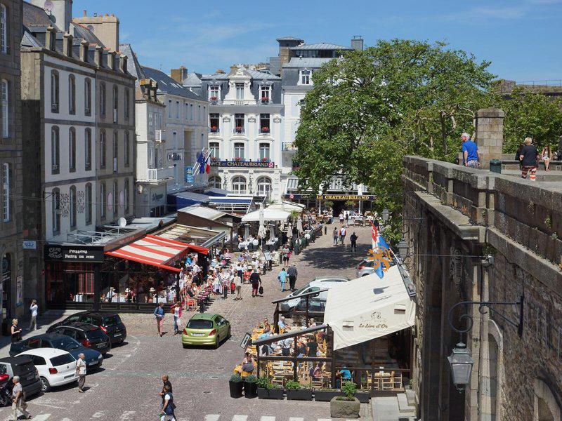 094940EB3C10CE5510BD87E5A1D40A8B