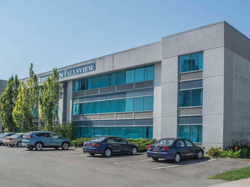 DB594BE89B9FDBCB0F3D15932BBE30D7