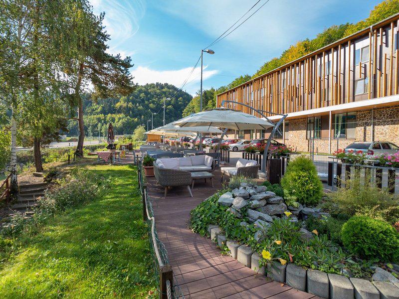 BCD20068BFBD3A902CCB8725F0A1352C