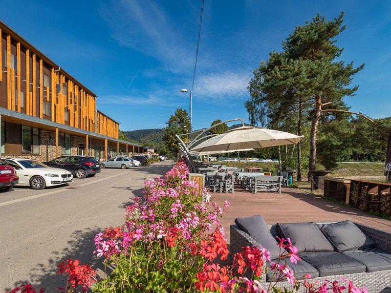 EAADC4D3054DB9C108EF4AF10C0B765F