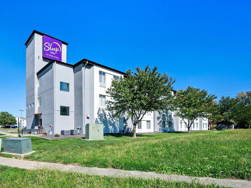 EEE015DDC2C8CCAE1A8E1250BFCDB037