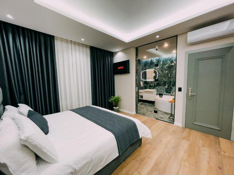 F2B2157B89DEF3C8AF02E4B329D10E62