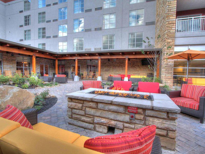 F237E1D25C5ED3E55E67C928A6BD7681