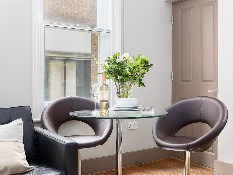 49B999A31543946543328C66B84F93D1