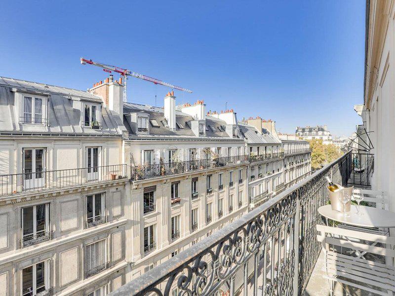 EAE7976DAFF7AA66AA4E5140569DED26