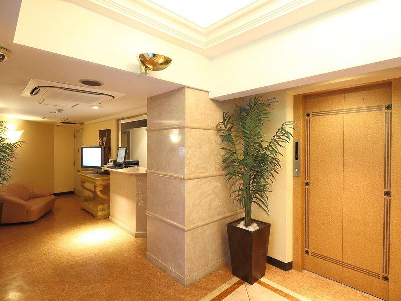 32DE2FB03BE098BF7E8734CBD095C710