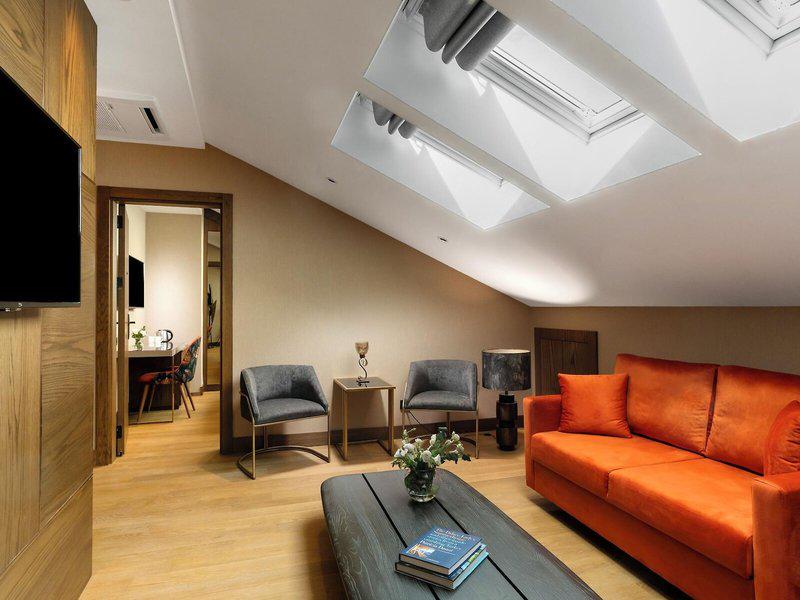 2B601E8404578CEA739043B6EB5C4F42