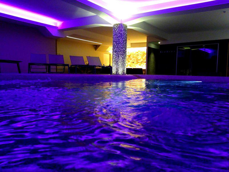 F6FBD950143F6BC24A89A2B90DA63A15