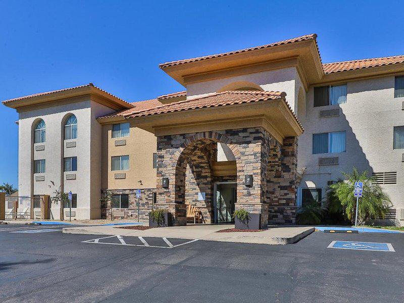 4E12BEE958F8F8E89975E0F0023D41B2