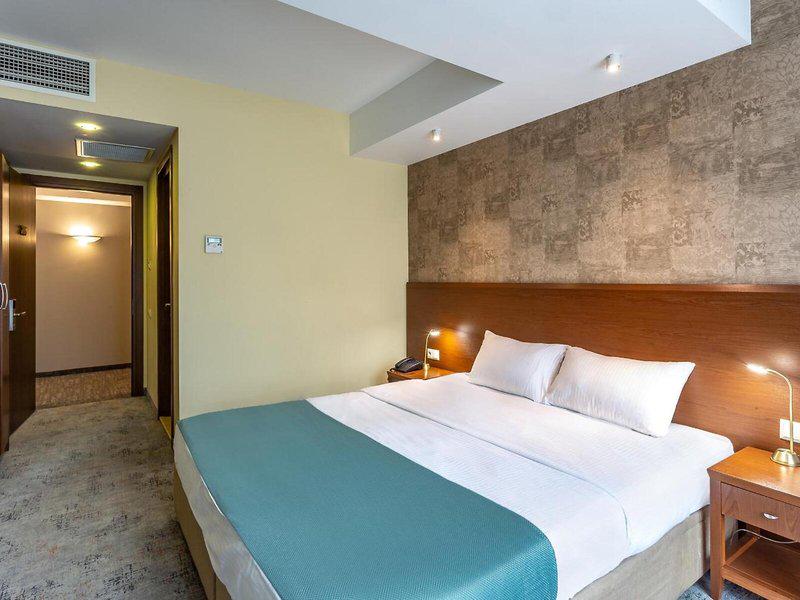 ADA03B33CD75FD98EE7054ED1AD0896A