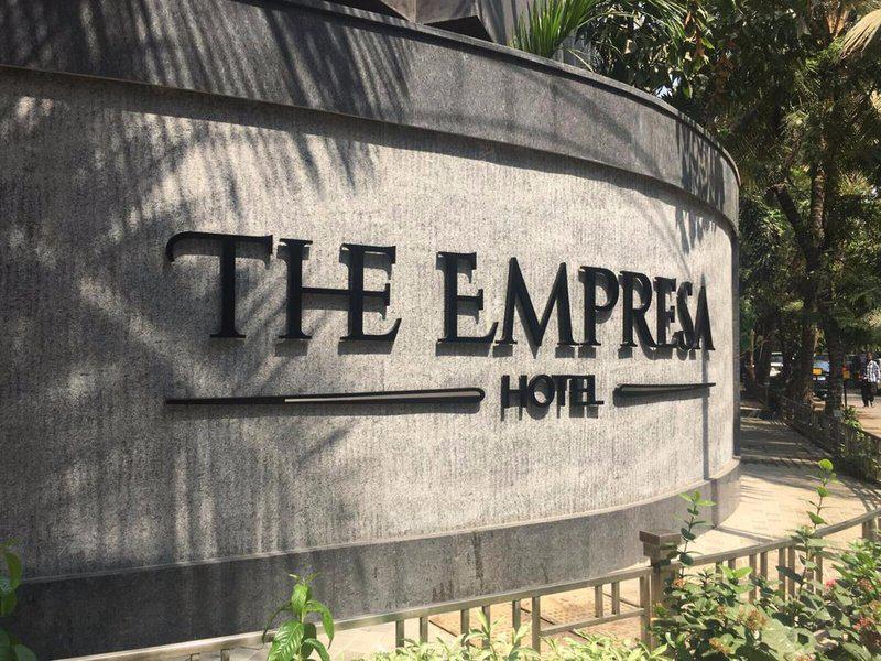 F364AD226D6BD87EDA5950DA6E1E4218