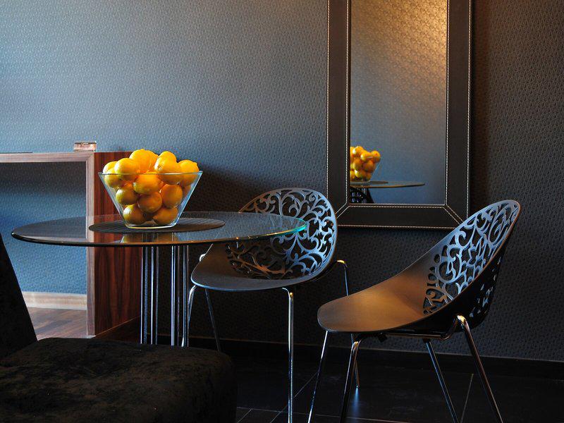 6E2771AD9BA25F2D78F1E1A413926AE8