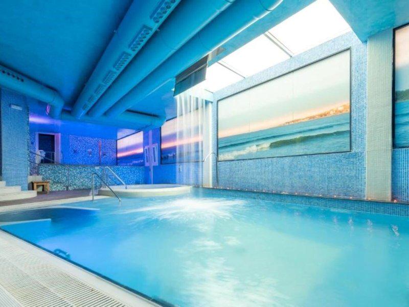 8C2FC8257DB10D59612C1FCFD5FBBCF5